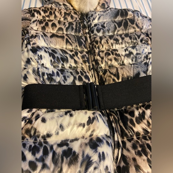 Dawn Levy Down Coat w/ Coyote Trim - Picture 7 of 15